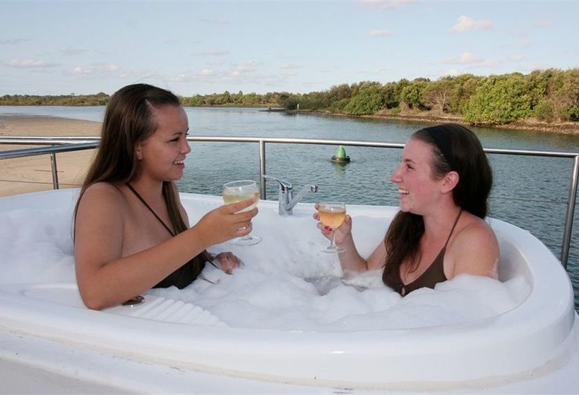 호텔 Boyds Bay Houseboat Holidays