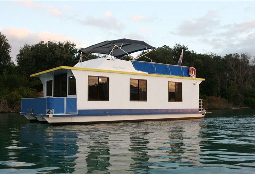 호텔 Boyds Bay Houseboat Holidays