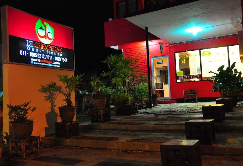 فندق De Chempedak 1