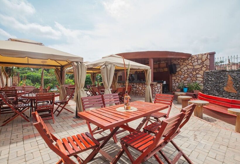 Felicia Hotel Yaounde