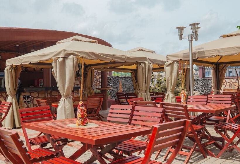 Felicia Hotel Yaounde