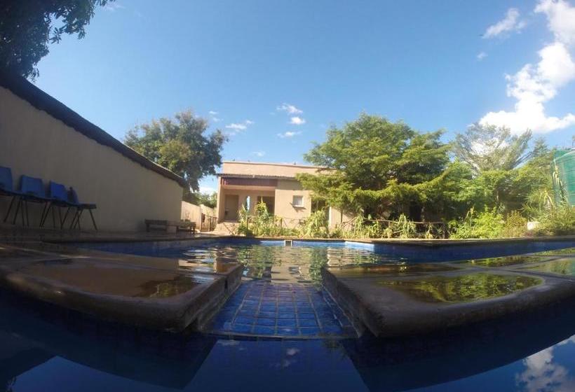 هتل Golden Days Lodge