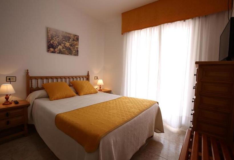 Отель Hostal San Roque