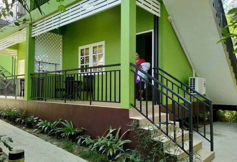 Отель Khaolak Cnior Bungalows