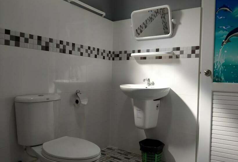 Отель Khaolak Cnior Bungalows