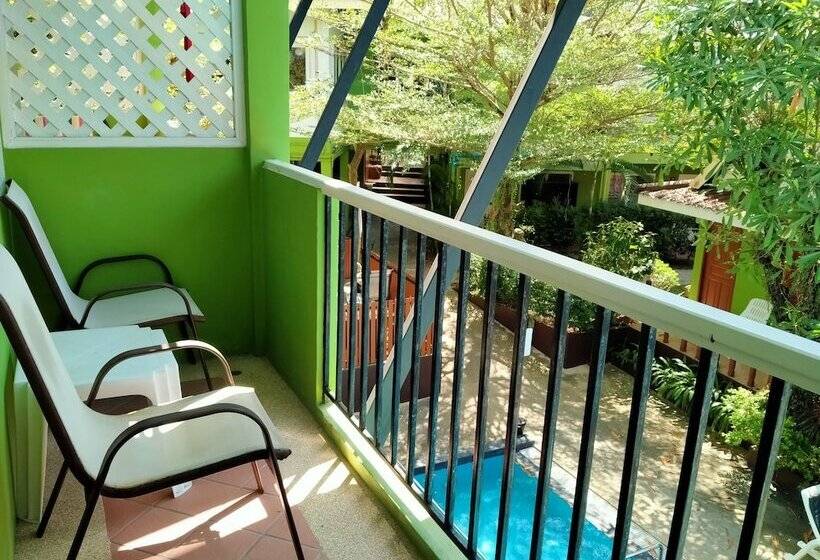 Отель Khaolak Cnior Bungalows