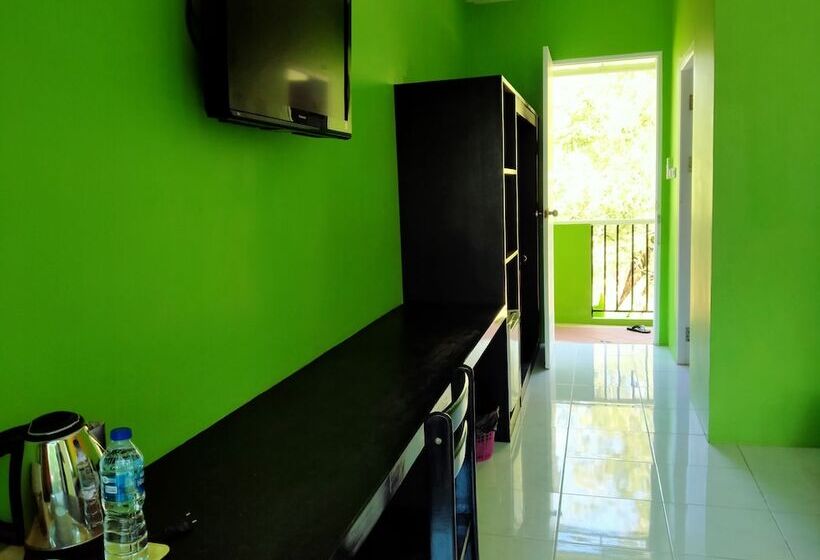 Отель Khaolak Cnior Bungalows