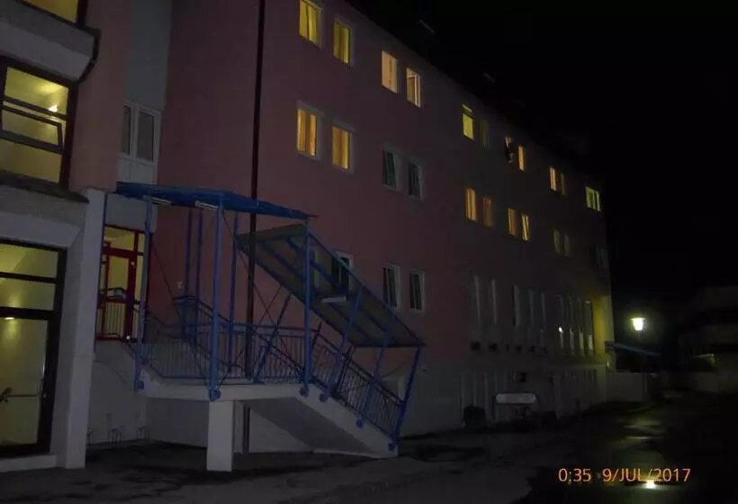 Hotelli Kolpinghaus Spittal