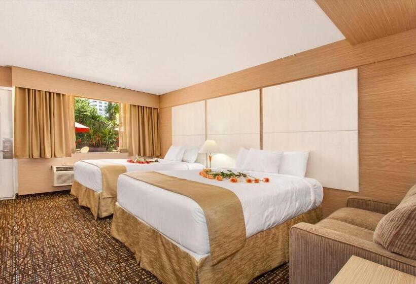 فندق Ocean Beach Club