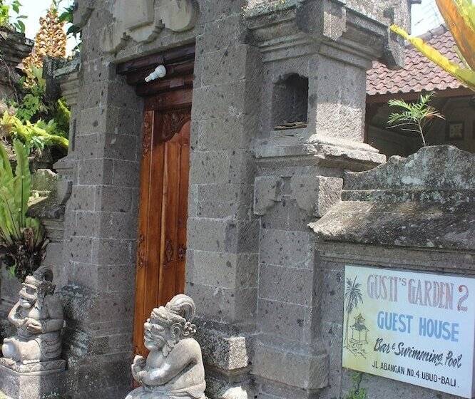 بنسيون Gusti S Garden 2 Guest House