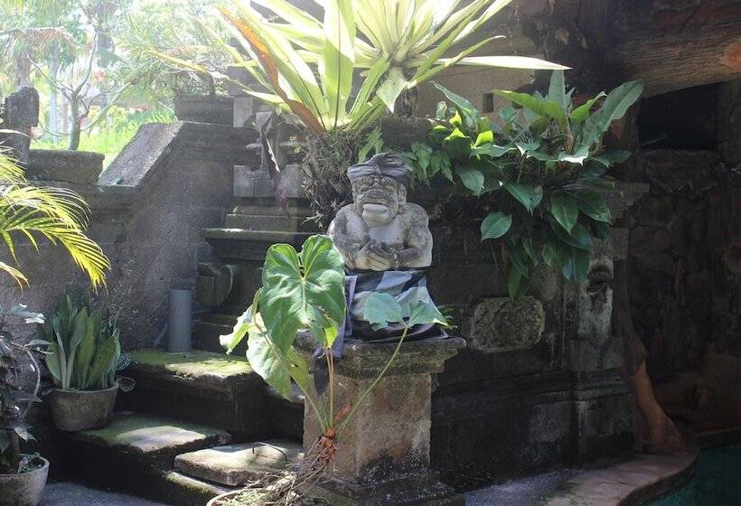 بنسيون Gusti S Garden 2 Guest House