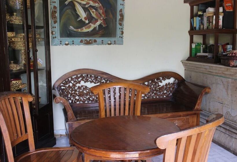 بنسيون Gusti S Garden 2 Guest House