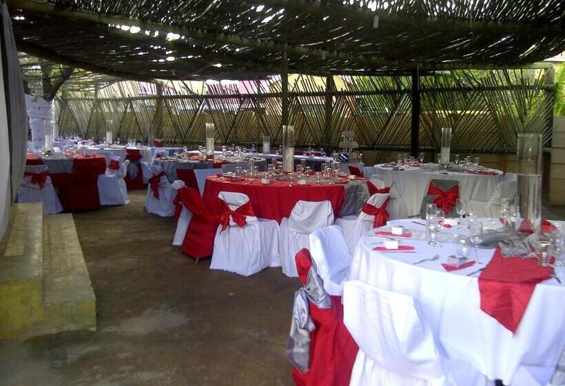 Пансион Villa Mexicana Guesthouse