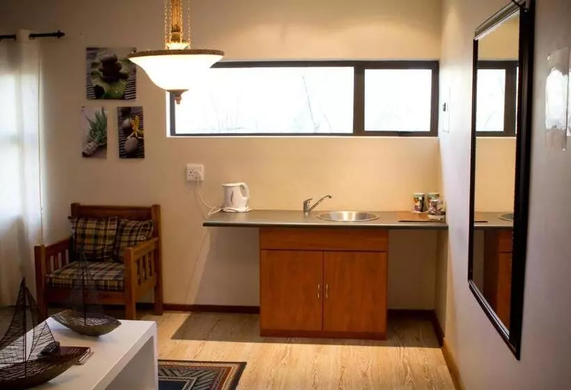 ペンション Villa Mexicana Guesthouse