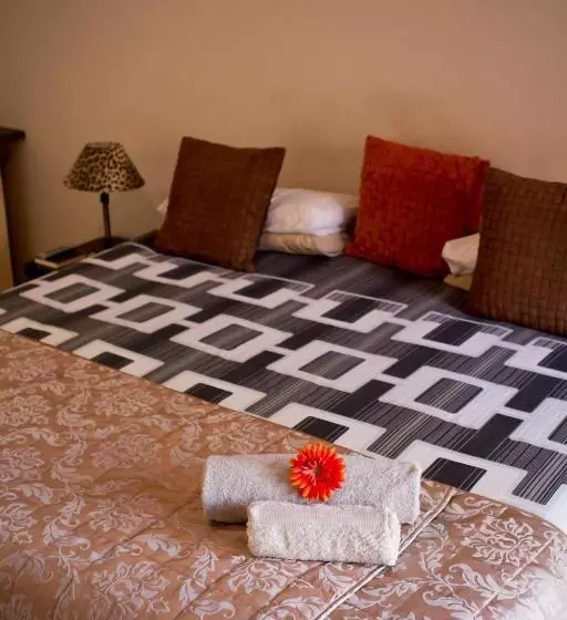 ペンション Villa Mexicana Guesthouse