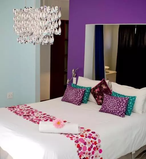 ペンション Villa Mexicana Guesthouse
