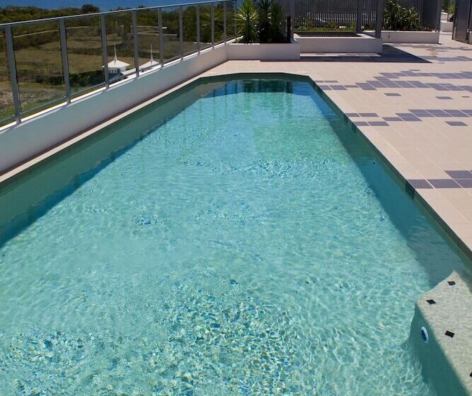 White Shells Luxury Apartments