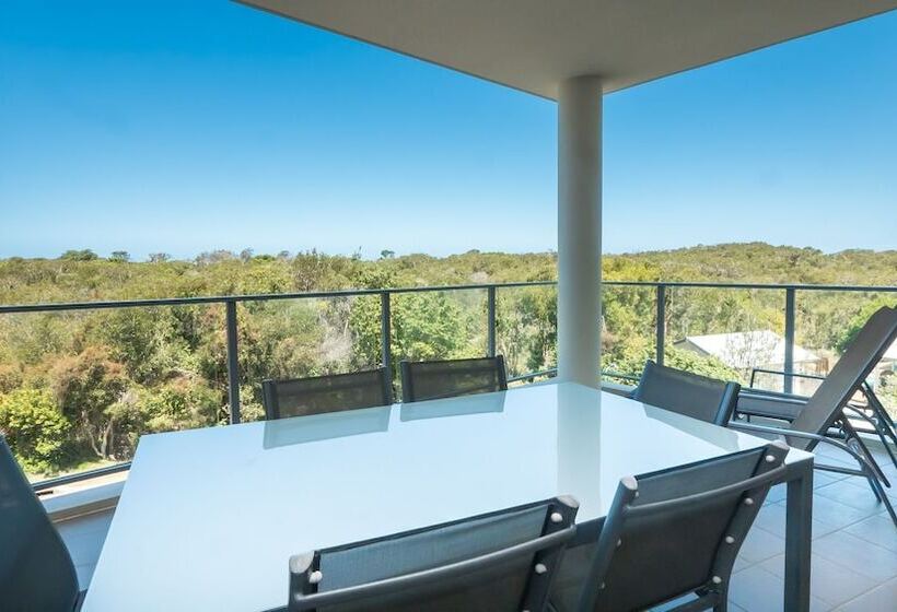 White Shells Luxury Apartments