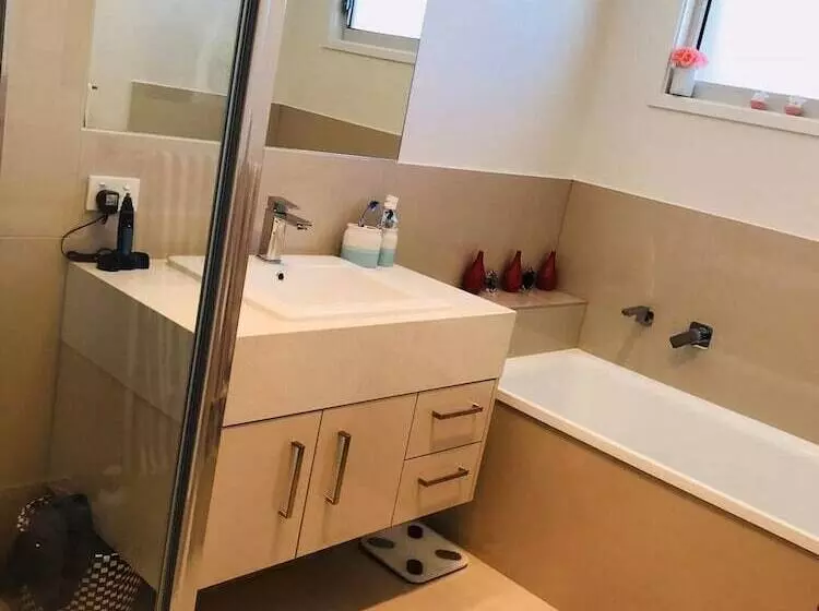 White Shells Luxury Apartments