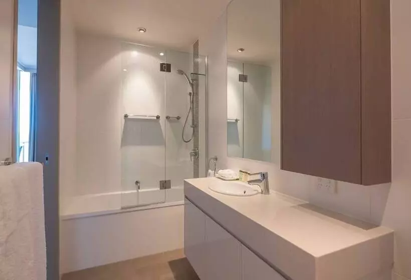 White Shells Luxury Apartments