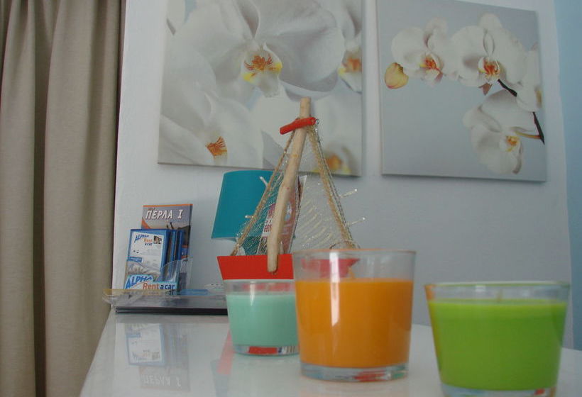 Aegialis Studios & Rooms