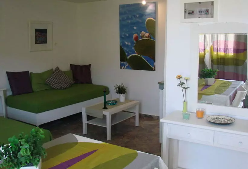 Aegialis Studios & Rooms