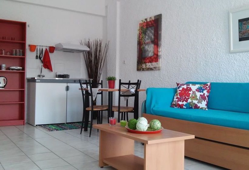 Aegialis Studios & Rooms