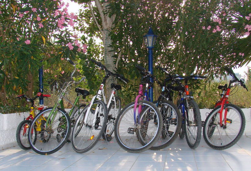 Aegialis Studios & Rooms