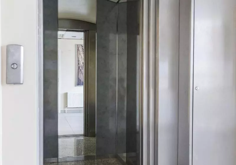 هاستل Canbe Garden Lane Backpackers