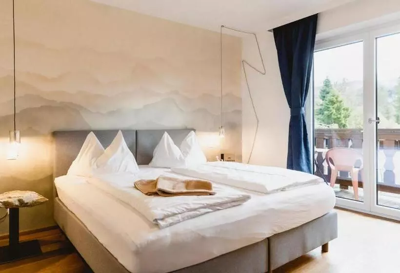 تختخواب و صبحانه Das Franzl   Bett & Brot