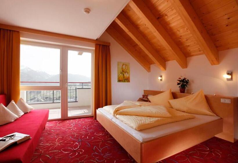 ホテル Alpenroyal