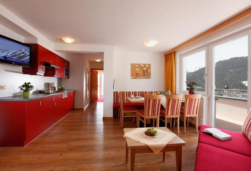 ホテル Alpenroyal