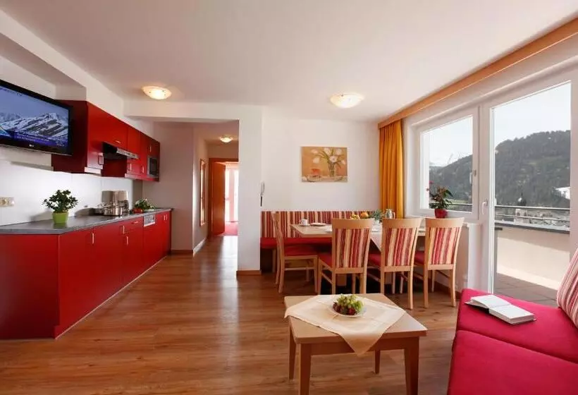 Hotelli Alpenroyal