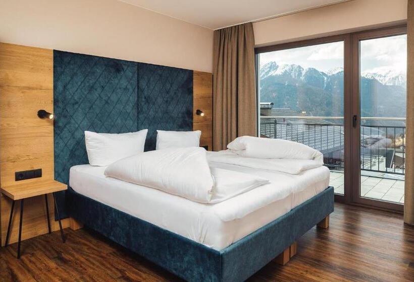 ホテル Alpenroyal