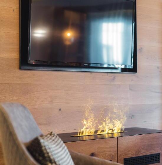 ホテル Alpenroyal