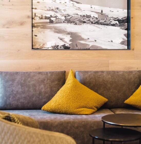 ホテル Alpenroyal