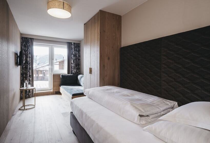 ホテル Chesa Monte 4sterne Superior