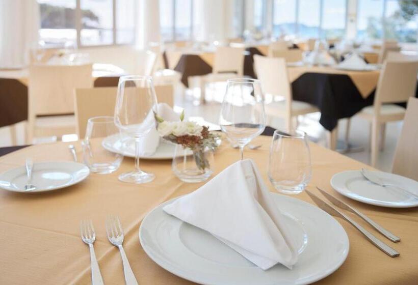 בית מלון כפרי Crvena Luka Resort