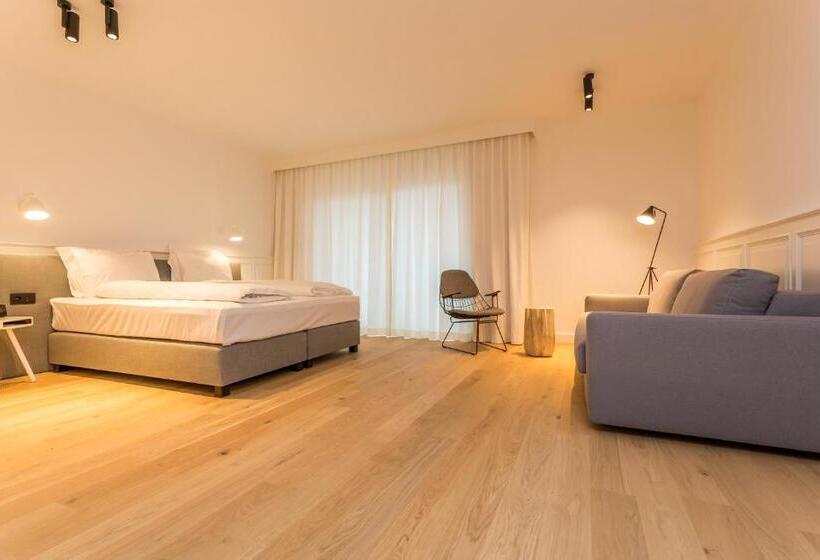 هتل De Sjeiven Dorpel