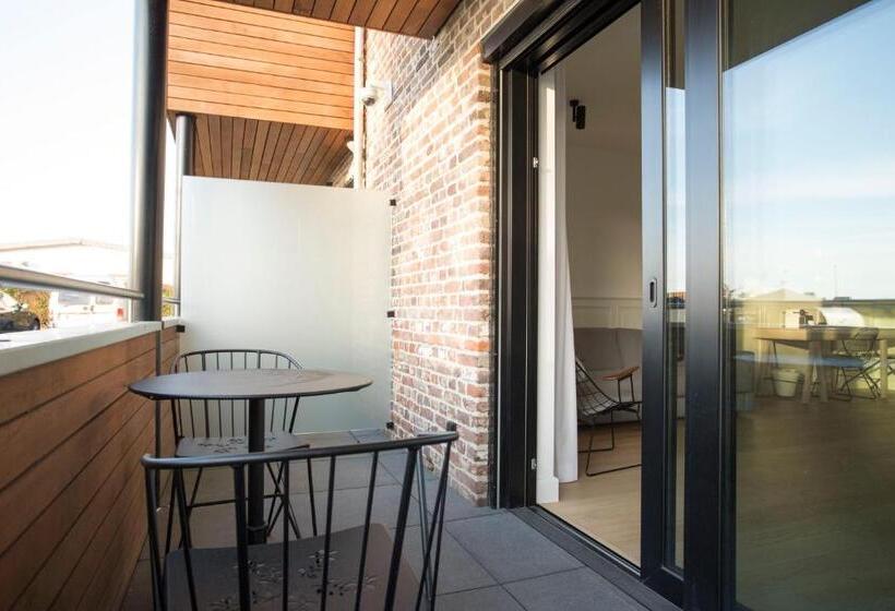 هتل De Sjeiven Dorpel