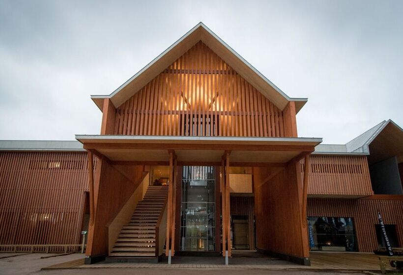 هتل Feelviana Sport