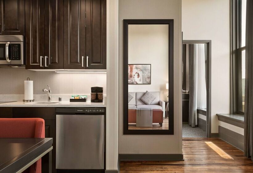 فندق Homewood Suites By Hilton Milwaukee Downtown