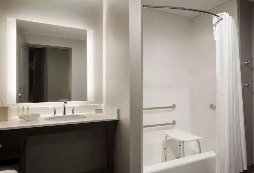 Hotelli Homewood Suites By Hilton Milwaukee Downtown