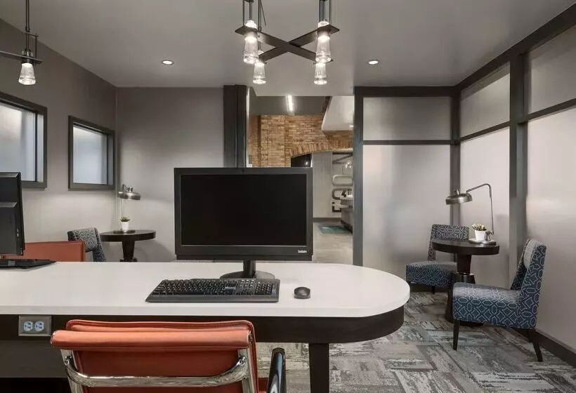 Hotelli Homewood Suites By Hilton Milwaukee Downtown