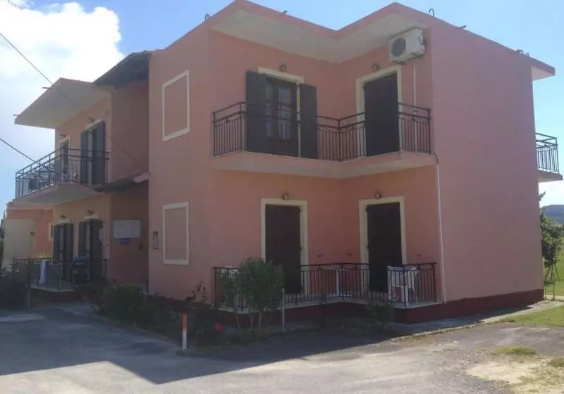 Hotelli Kostas Apartments