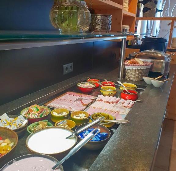 ホテル Kösslerhof