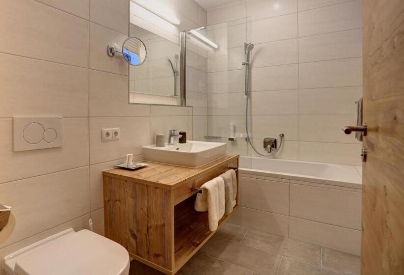 ホテル Kösslerhof