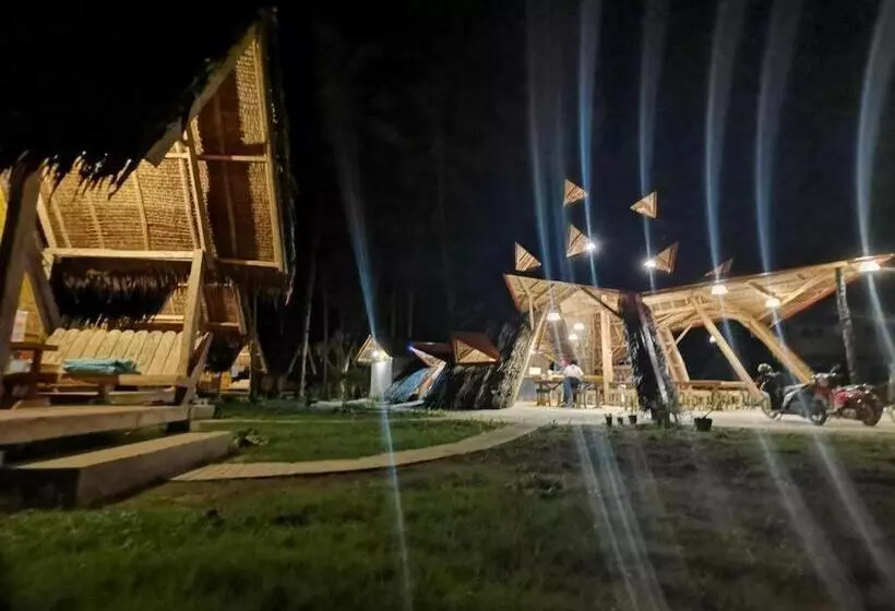 Hotelli Nipa Hut Village