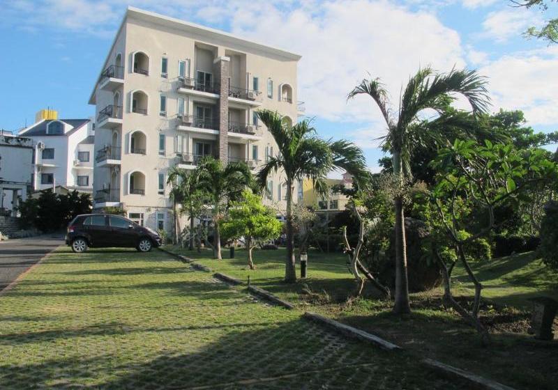 هتل Mamalulu Hostel