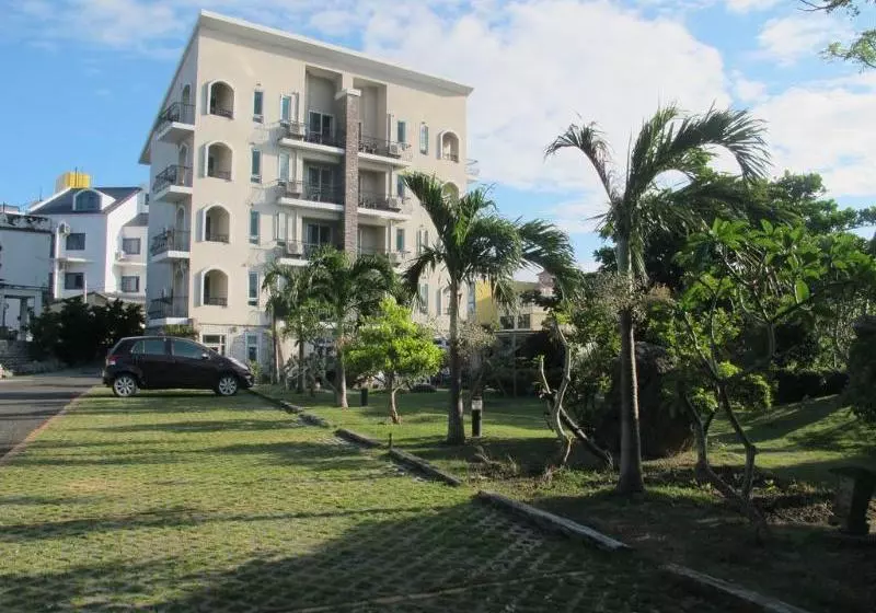 هتل Mamalulu Hostel